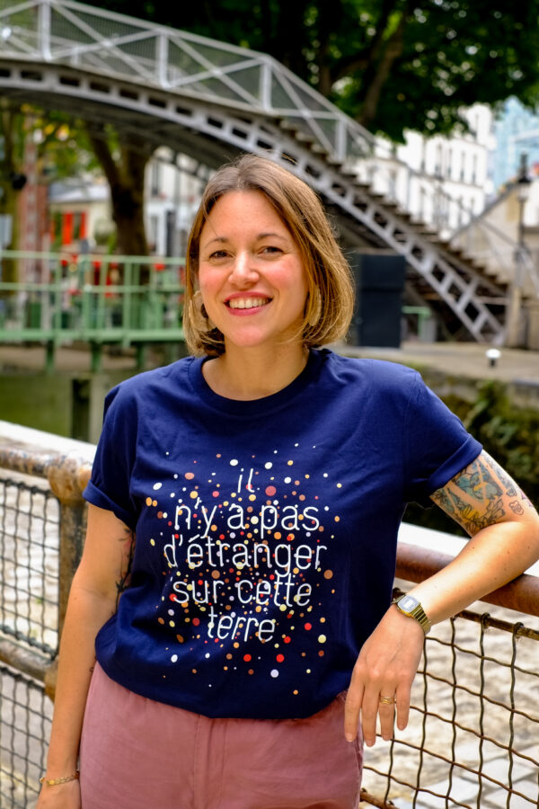 T-shirt UNISEXE "Il n'y a pas d'étrangers sur cette terre"